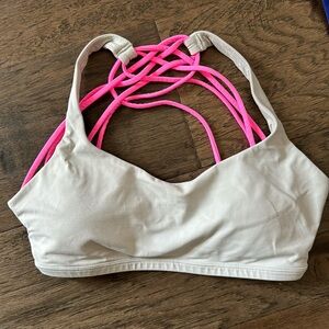 Lululemon sports bra